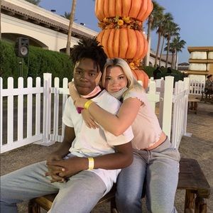 Meet your Posher, Johnnie